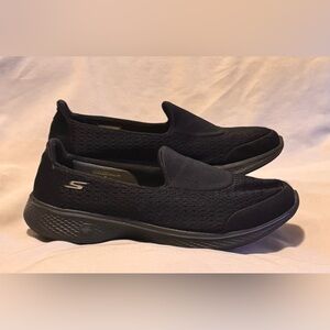 Skechers Black Loafers Slip-On Shoes with Cushioned Midsole